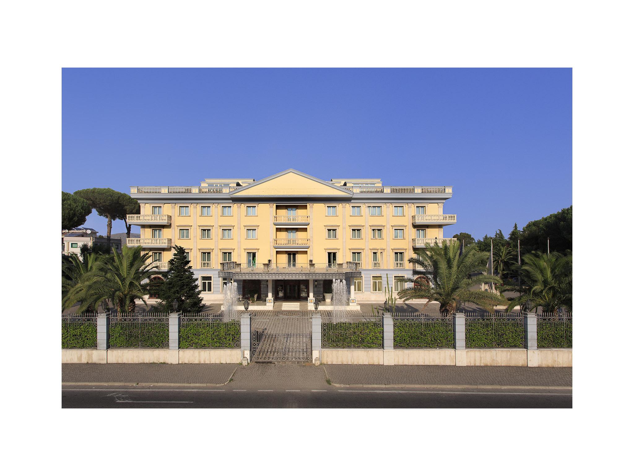 Grand Hotel Vanvitelli Caserta Luaran gambar