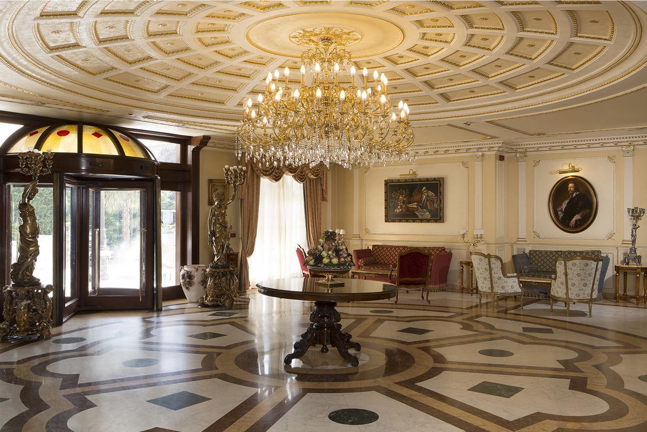 Grand Hotel Vanvitelli Caserta Luaran gambar