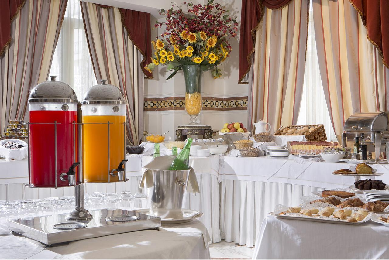 Grand Hotel Vanvitelli Caserta Luaran gambar